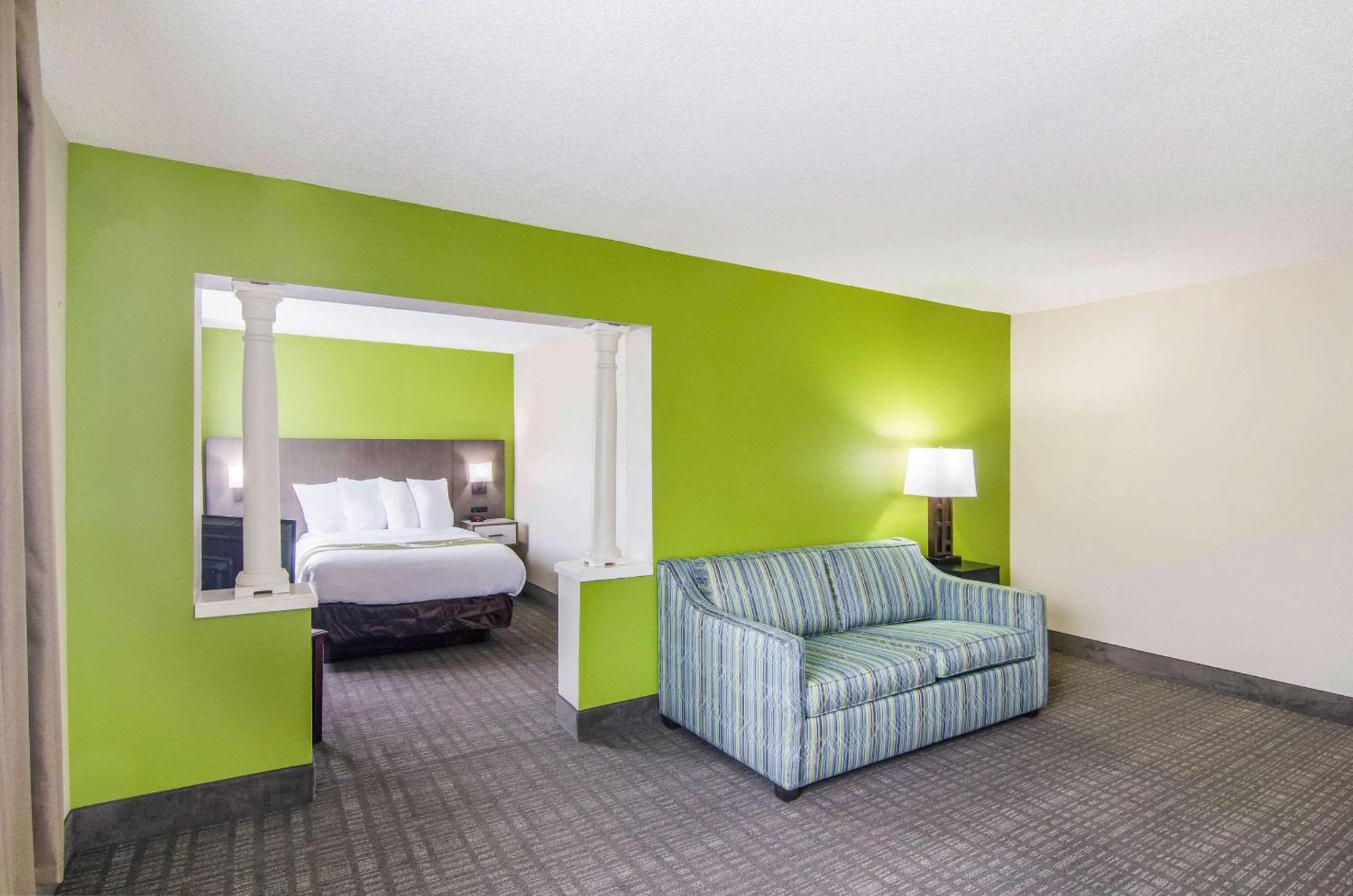 Quality Inn Near University Of Mobile Saraland Exterior foto