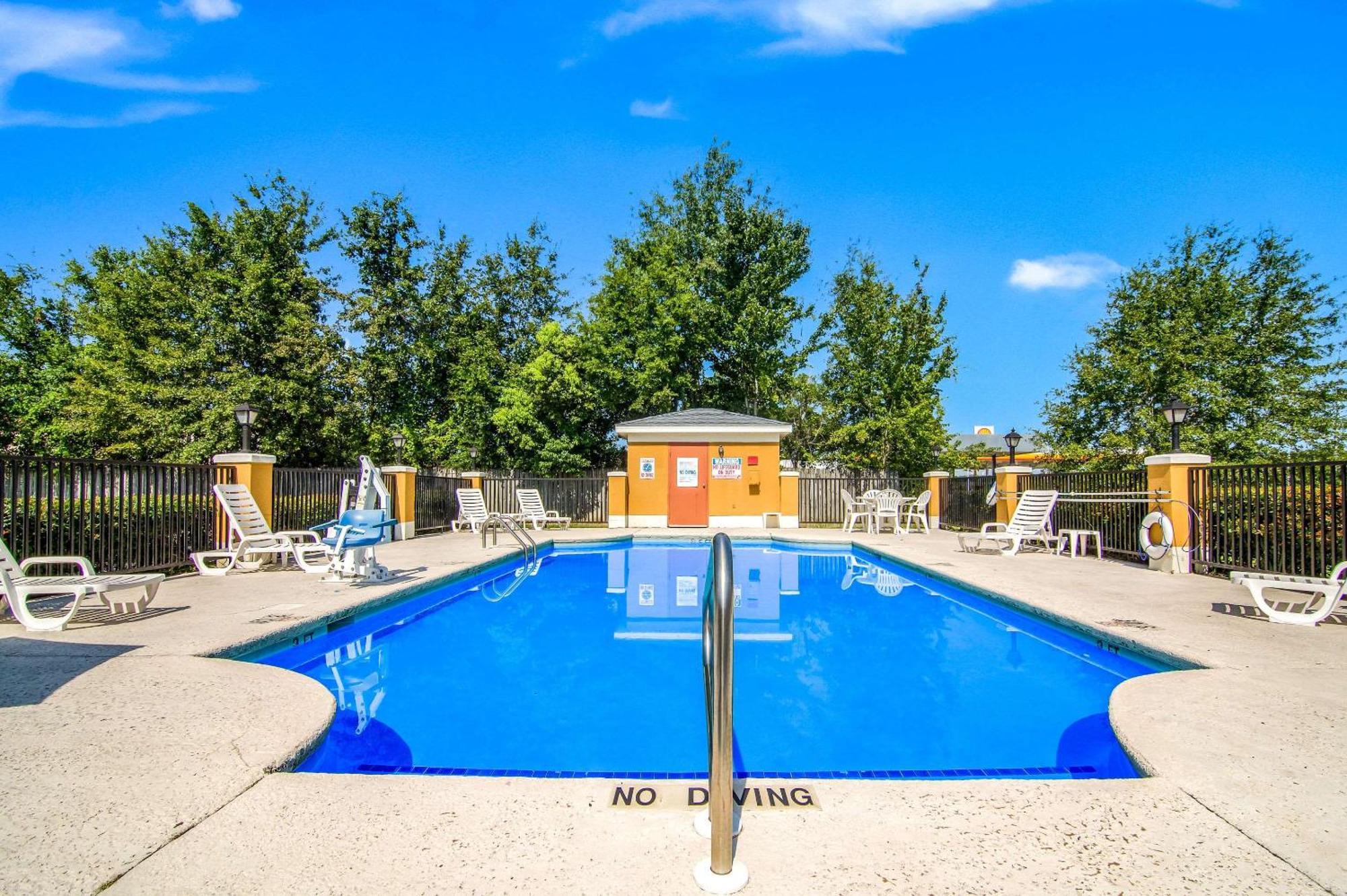 Quality Inn Near University Of Mobile Saraland Exterior foto